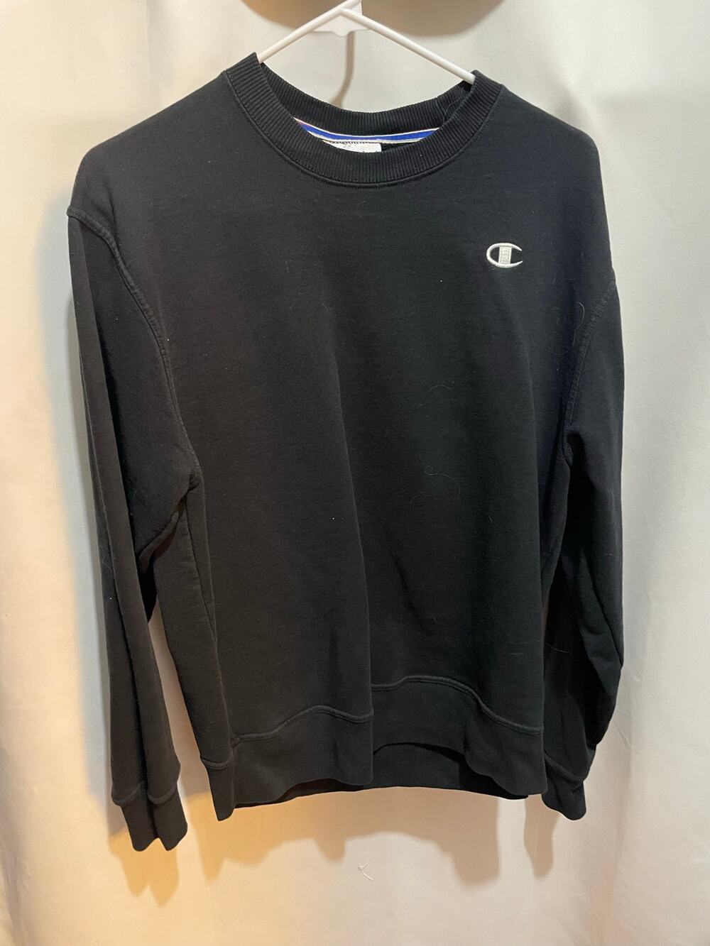Champion womens black pullover small